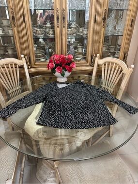 Black Printed Long-Sleeve Women’s Top